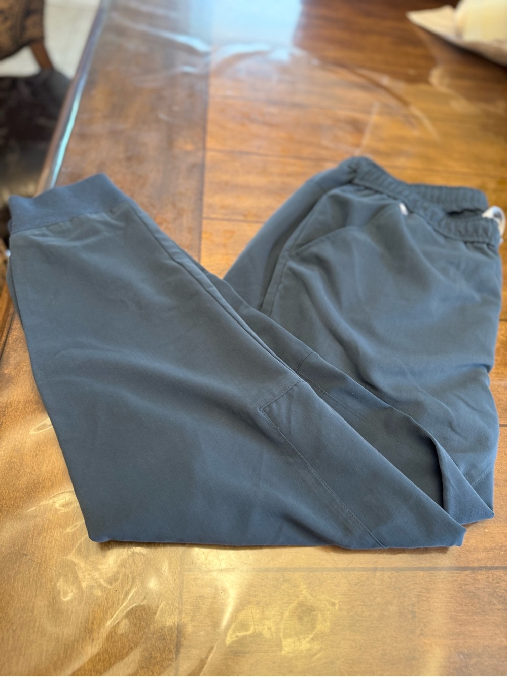 Figs Men's Dark Navy Elastic-Waist Joggers size large